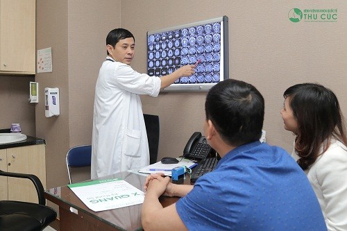 Người bệnh cần đi khám khi thấy dấu hiệu không ổn về sức khỏe để được chẩn đoán đúng bệnh