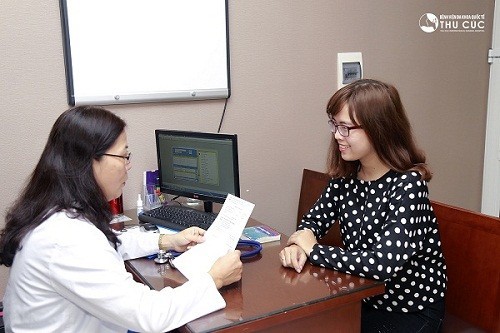 Người bệnh cần tới bệnh viện để bác sĩ thăm khám và chỉ định làm các xét nghiệm kiểm tra phù hợp