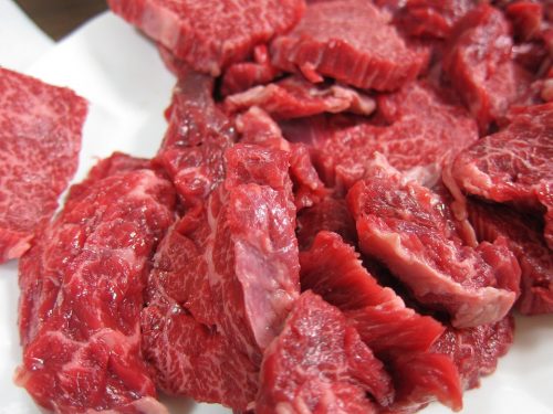 Protein là những thực phẩm rất tốt cho người bệnh dạ dày nói chung và những người bị viêm loét hang vị dạ dày nói riêng vì chúng có khả năng bao bọc niêm mạc dạ dày