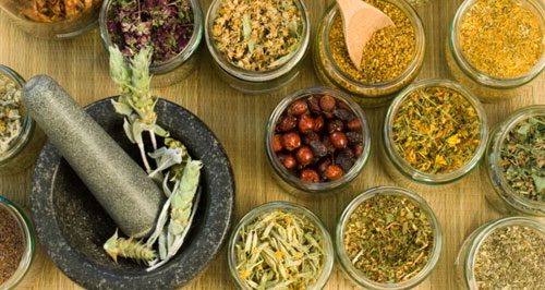 Người bệnh cần đi khám để được kê đơn và hướng dẫn sử dụng thuốc đúng cách.
