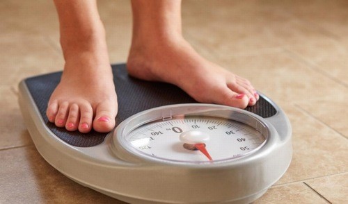 Cần duy trì cân nặng hợp lý và từ bỏ thói quen xấu sẽ giúp bạn phòng tránh nguy cơ mắc ung thư thận