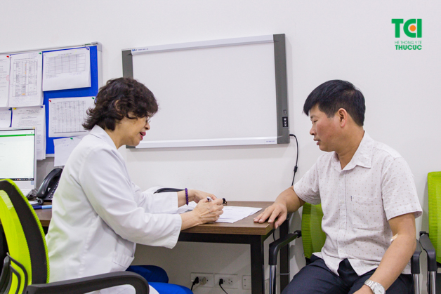 Khi có triệu chứng của bệnh viêm niệu đạo, người bệnh cần nhanh chóng tới bệnh viện để tiến hành thăm khám