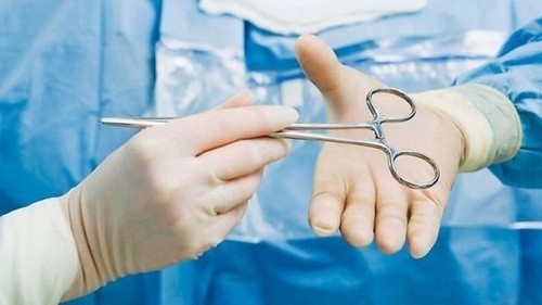 Phẫu thuật là chỉ định cần thiết trong điều trị dính tử cung