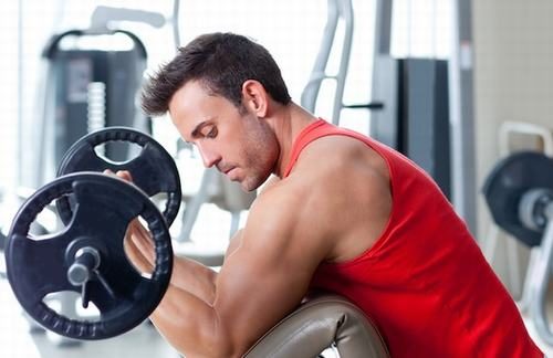 Người bị đau dạ dày vẫn có thể luyện tập thể dục, thể thao hàng ngày nhưng cần lựa chọn động tác tập vừa sức, phù hợp