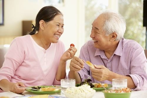 Người bệnh trĩ độ nhẹ có thể điều trị bằng thuốc và áp dụng chế độ ăn uống, sinh hoạt phù hợp