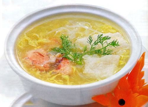 Món súp cũng nằm trong danh sách thực đơn cần bổ sung cho người bị xuất huyết dạ dày.