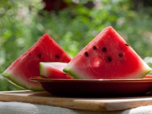 Là loại trái cây giúp giải nhiệt cho dạ dày rất tốt. 