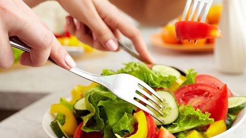 Người bệnh trào ngược dạ dày thực quản cần có chế độ ăn uống phòng ngừa