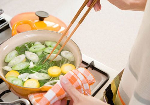 Để phòng nhiễm vi khuẩn HP cần tuân thủ chế độ ăn uống đúng cách, đảm bảo an toàn vệ sinh thực phẩm