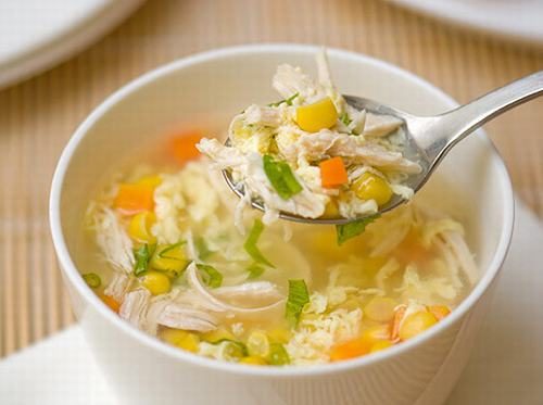 Khi bị xuất huyết dạ dày người bệnh nên ăn những thực phẩm mềm, dễ tiêu hóa