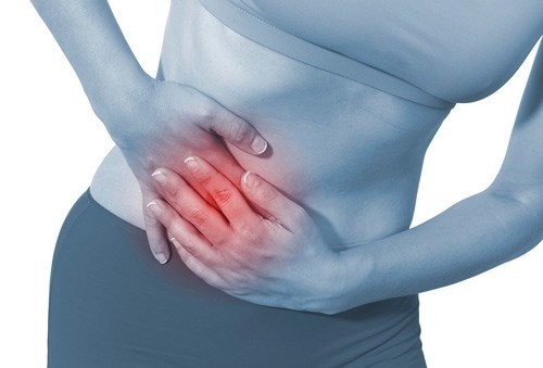 Đau bụng dữ dội, đặc biệt trong ngày hành kinh là một triệu chứng của bệnh.