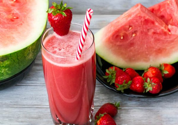 Nước ép trái cây giàu vitamin rất có lợi cho hệ tiêu hóa, nâng cao sức khỏe cho người bệnh