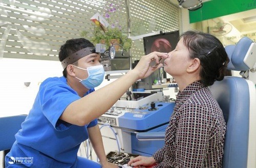 Người bệnh viêm xoang cần được thăm khám, chẩn đoán và tư vấn điều trị hiệu quả