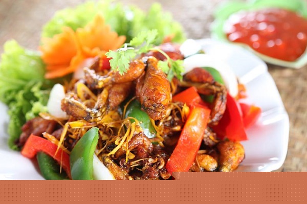 Ăn đồ cay nóng có thể làm tình trạng viêm loét dạ dày trở nên trầm trọng hơn