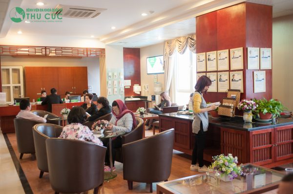 Khoa Ung bướu - Bệnh viện Thu Cúc có hợp tác với đội ngũ bác sĩ Singapore trong xây dựng phác đồ điều trị ung thư