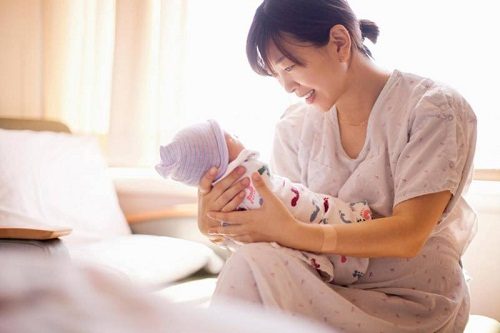 những điều mẹ sinh mổ cần biết về vệ sinh cow thể