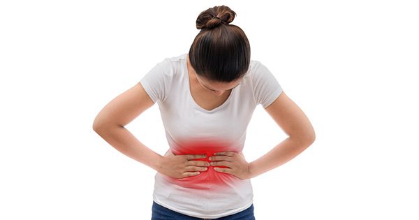 Đau bụng vùng trên rốn và đau dễ lan ra sau lưng là triệu chứng viêm loét dạ dày tá tràng điển hình