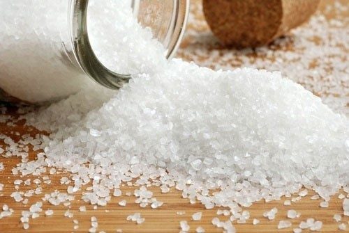 Phèn chua trị huyết trắng âm đạo đúng hay sai?