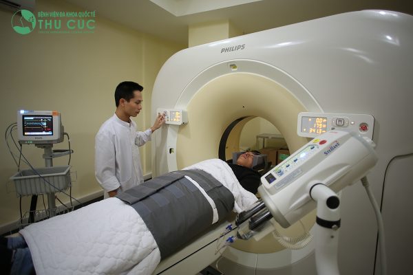 CT scan ngực có thể phát hiện ung thư sớm mà đôi khi chụp X quang có thể bỏ sót