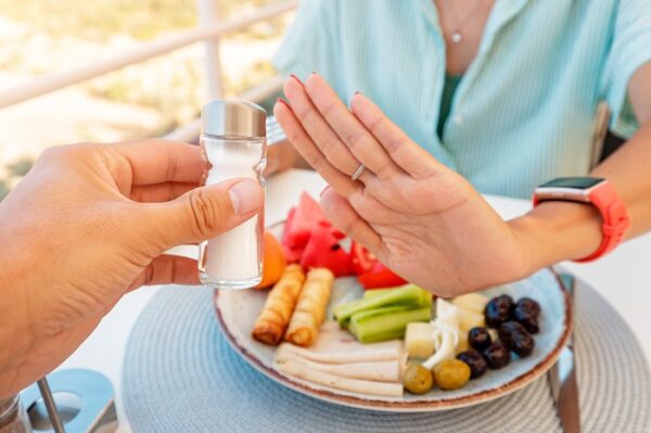 Ăn bao nhiêu muối là đủ?