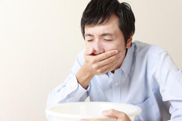 Buồn nôn kéo dài có thể là dấu hiệu sớm cảnh báo ung thư gan 