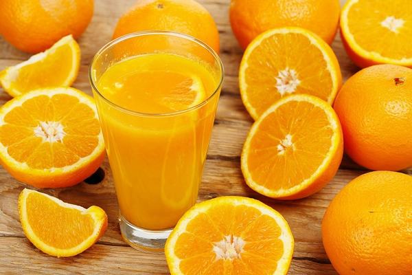 Trái cây có múi chứa hợp chất citrate, giúp giảm các bệnh sỏi thận. 