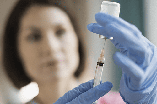 Tiêm phòng vắc xin viêm gan B là một trong những cách phòng ngừa bệnh ung thư gan sau này