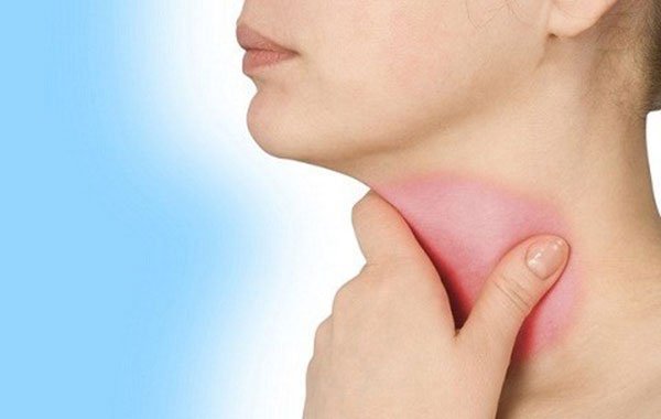 ai dễ bị ung thư tuyến giáp