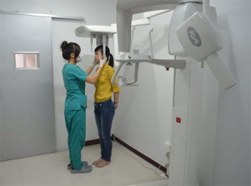Chụp X Quang ĐẦU bao nhiêu tiền? 【Bảng giá chuẩn MỚI cập nhật】 Chụp X-quang đầu có giá bao nhiêu còn phụ thuộc vào đơn vị cung cấp dịch vụ, phương pháp chụp, tư thế chụp của người bệnh