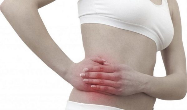 đau nhói ở sườn phải cảnh báo bệnh gì