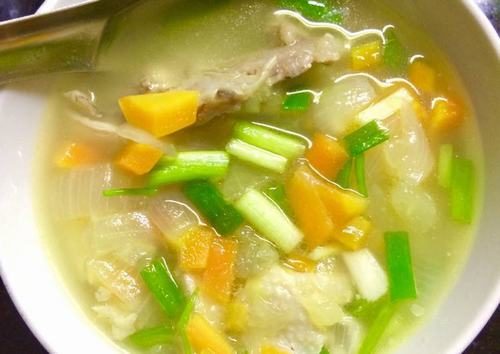 Người bệnh nên ăn những thực phẩm mềm, dễ tiêu hóa, đầy đủ dinh dưỡng