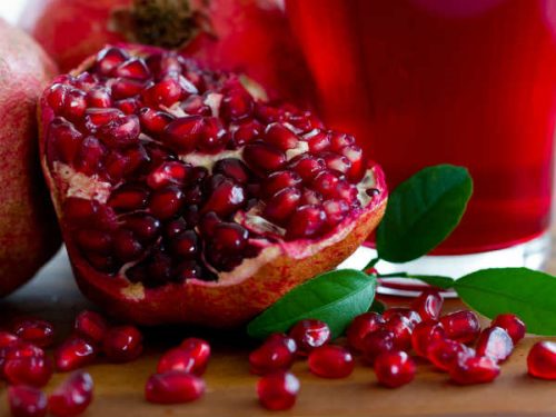Lựu có hàm lượng flavonoid polyphenolic rất dồi dào có thể giúp chống lại vi trùng.