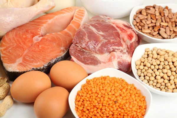 Người bệnh cũng cần bổ sung thực phẩm giàu chất đạm rất tốt cho cơ thể