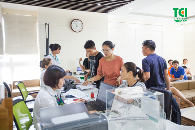 Thủ tục đăng ký khám đơn giản, nhanh gọn giúp tiết kiệm tối đa thời gian và công sức.