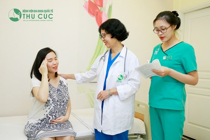 khám thai lần đầu