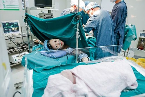Sinh mổ rất đau quan niệm đã lỗi thời
