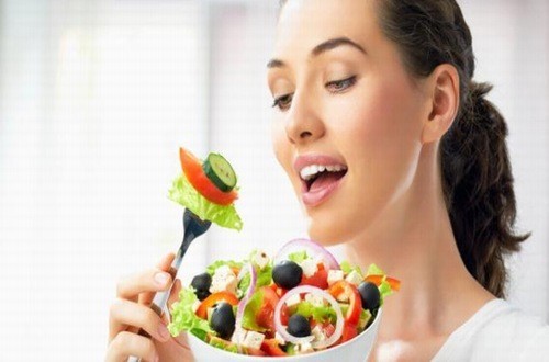 Điều chỉnh chế độ ăn uống ngừa nguy cơ tiền đái tháo đường tiến triển gây biến chứng nghiêm trọng