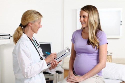 Bác sĩ sẽ tư vấn và đưa ra phương pháp xử trí hợp lý nhất