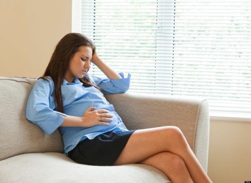 Đau đầu khi mang thai ảnh hưởng đến cả mẹ bầu và thai nhi