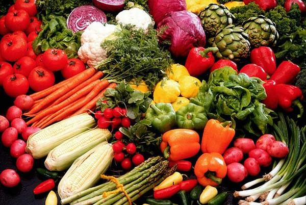 Người bệnh cần chú ý ăn uống nhằm đảm bảo đầy đủ dinh dưỡng cho cơ thể