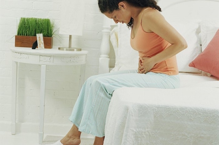 Đau bụng dưới bên trái ở nữ