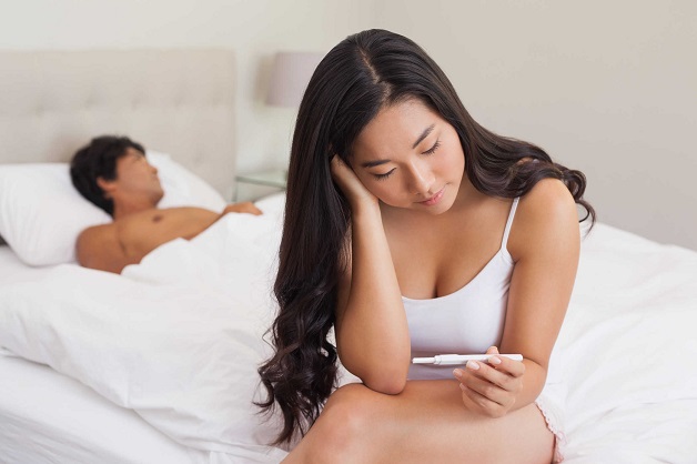 Hãy xem xét các phương pháp tránh thai đáng tin cậy như bao cao su, cấy que tránh thai,..