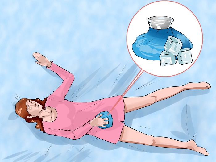 Chườm đá giúp vết rạch tầng sinh môn dịu đau.