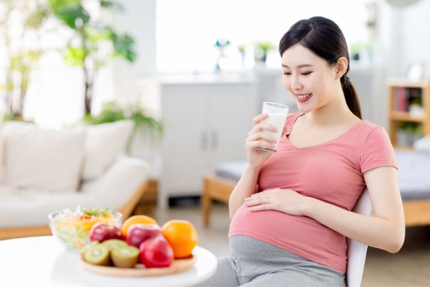 Đang có thai thì có thể uống sữa fami có được không? Cần lưu ý những gì