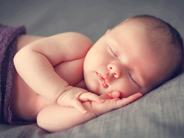 Giấc ngủ ngon và ngủ sâu giúp trẻ tăng cân tốt