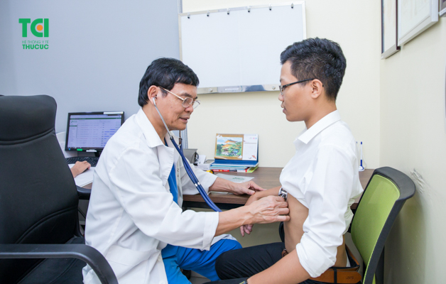 Phòng khám Tim mạch Thu Cúc quy tụ các bác sĩ giỏi  trong lĩnh vực tim mạch, trực tiếp thăm khám và điều trị cho bệnh nhân.