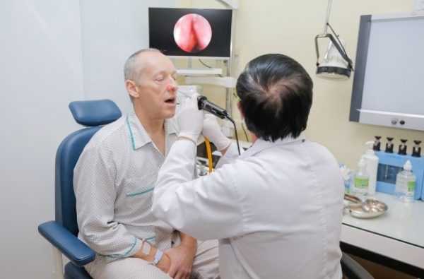 Khi có các dấu hiệu Tai Mũi Họng bạn nên đi khám tại phòng khám Tai Mũi Họng 216 Trần Duy Hưng sớm