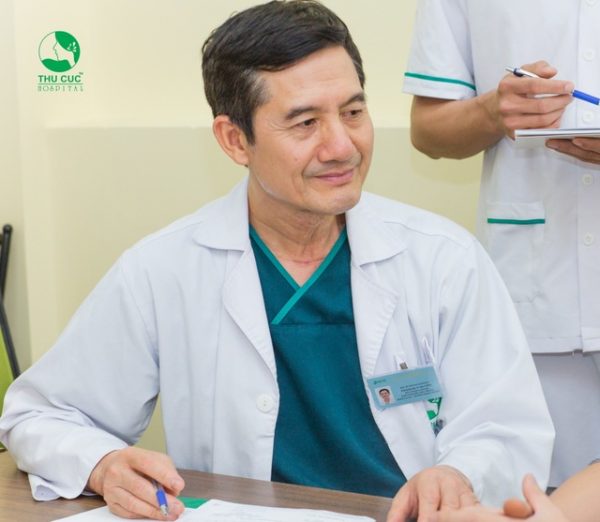 Bác sĩ CKII Phạm Huy Huyên - Trưởng khoa ngoại BV ĐKQT Thu Cúc