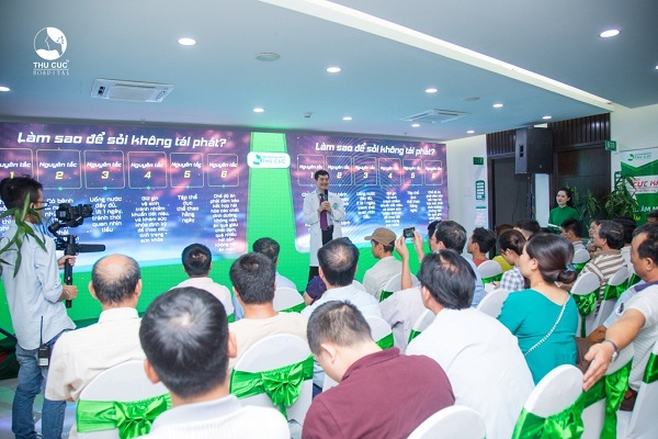 hoi-thao-dot-pha-cong-nghe-trong-dieu-tri-soi-tiet-nieu-gay-an-tuong-manh