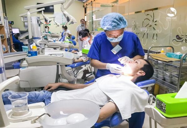 Làm răng thẩm mỹ ở đâu tốt Hà Nội?